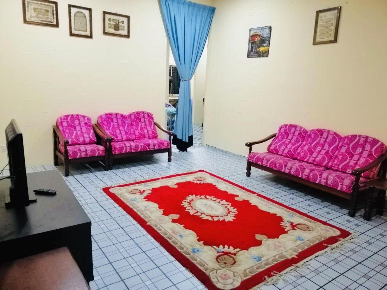 Homestay Bandar Pekan - Musleem Preferred 外观 照片