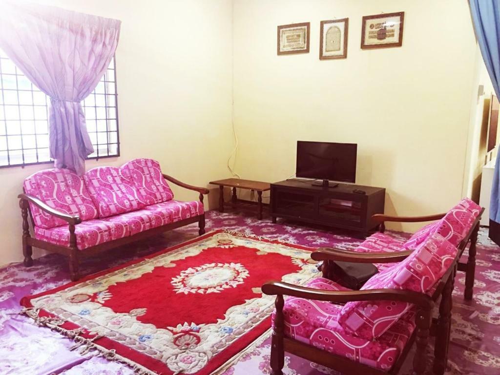 Homestay Bandar Pekan - Musleem Preferred 外观 照片